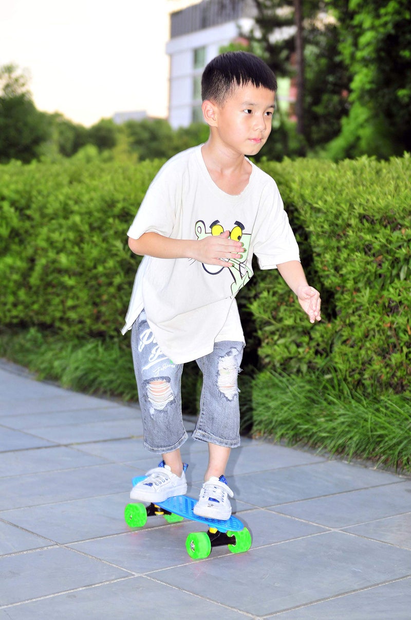 SK8MEMO 17x5 Inch Mini Skateboard, Mini Cruiser Skateboard for Beginners with ABEC-7 Bearing and Soft PU Wheels - Image 5
